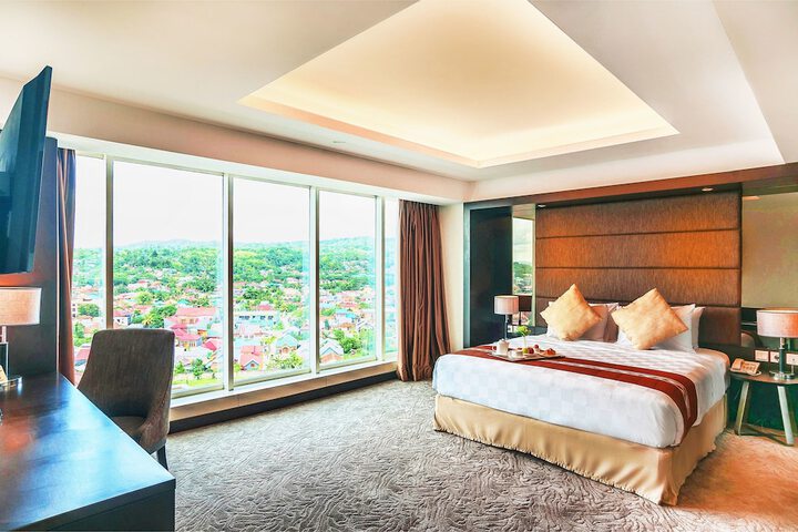 Room 16 of 72