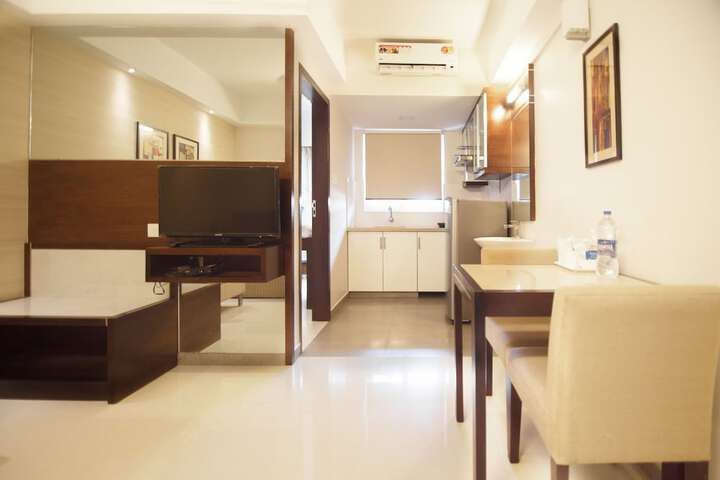 Room 10 of 22