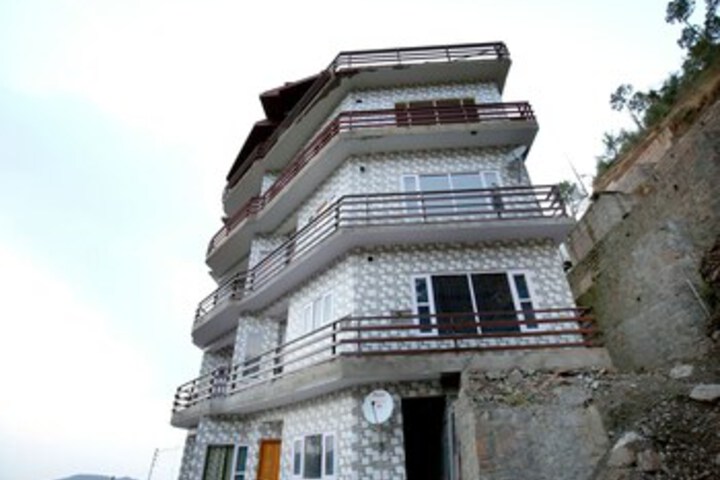 OYO 13708 Home 2BHK Kamyana