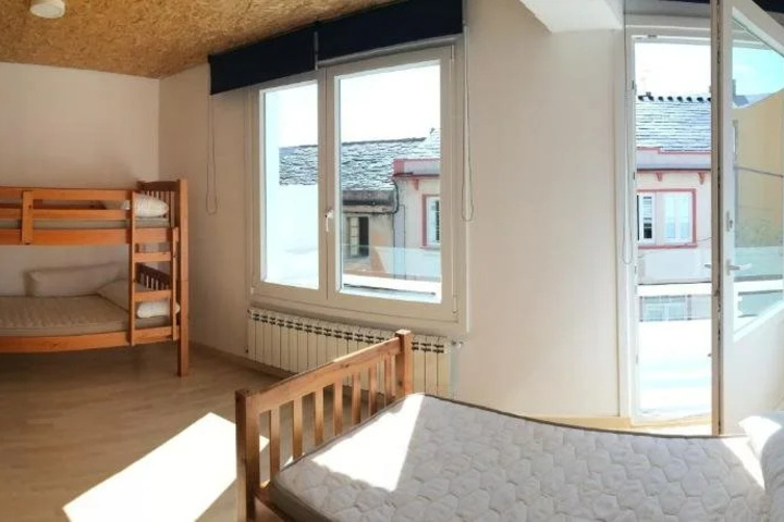 Room 2 of 17