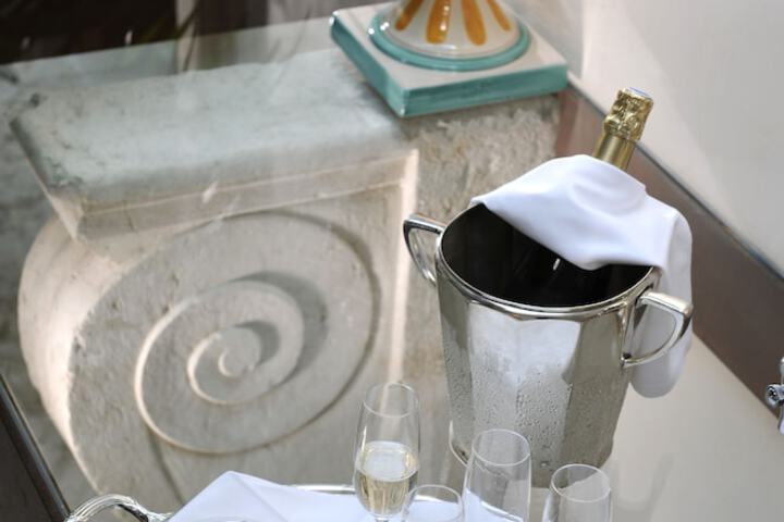 Dining Photos