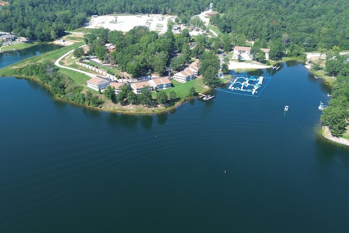 Crown Point Resort