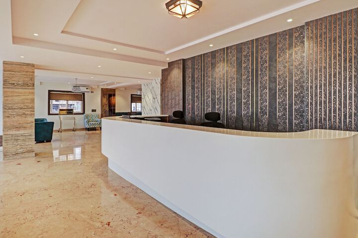 Hotel Interior 7 of 44