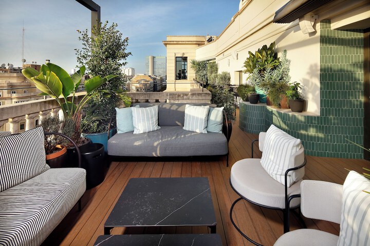 Terrace/Patio 24 of 48