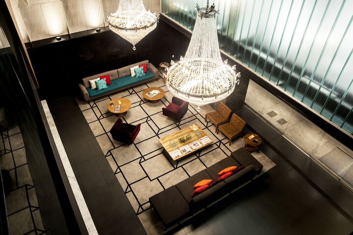 Guest Lobby