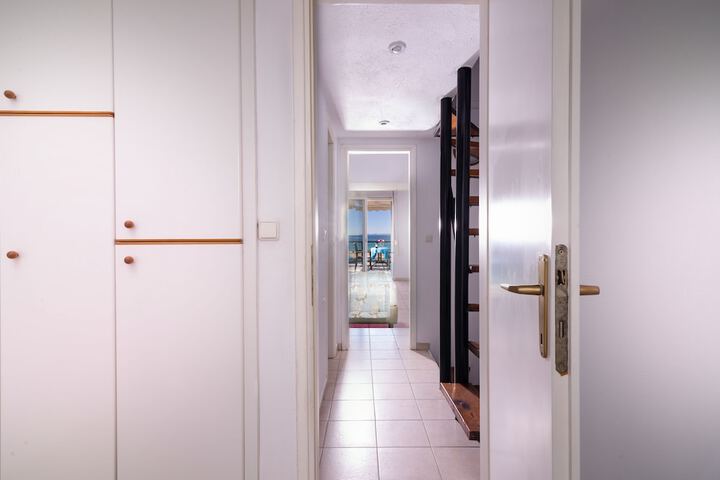Room 3 of 14