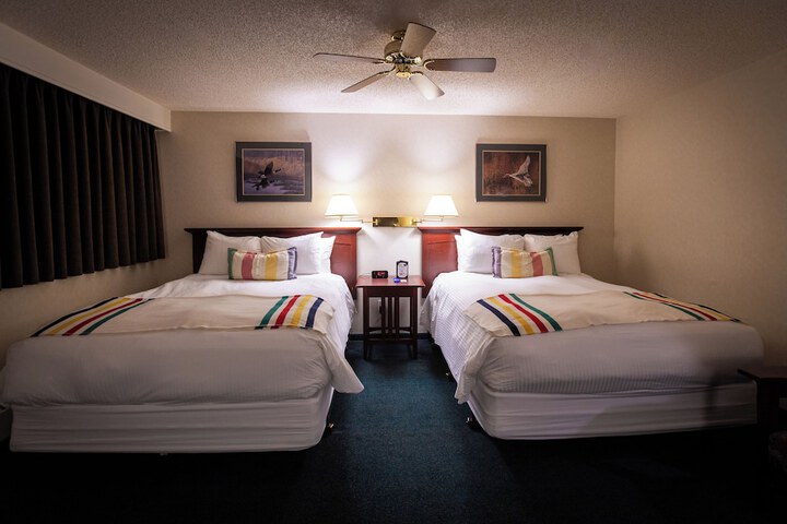 Room 6 of 34