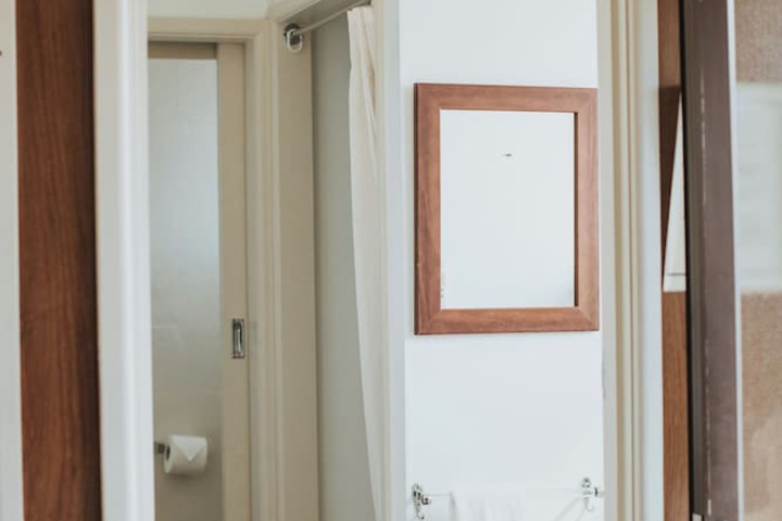 Room 26 of 43