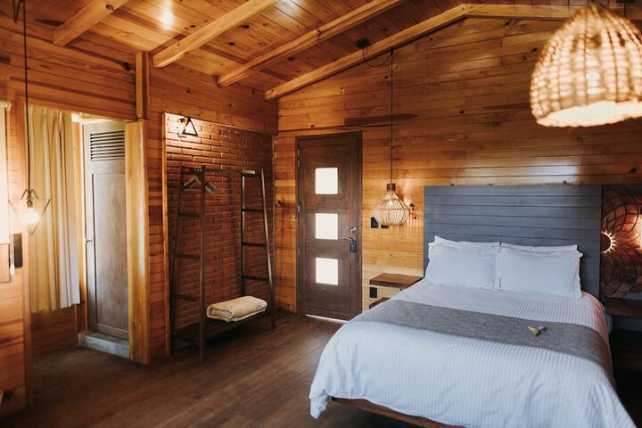 Room 47 of 250