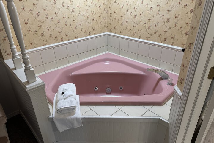 Standard | King Bed (12 of 27)