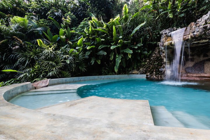 Pool 54 of 90