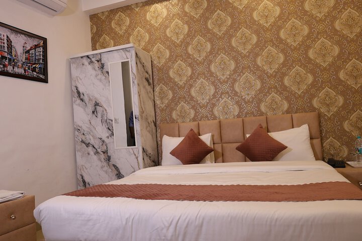 Room 18 of 54