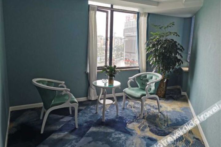 Hotel Interior 6 of 17