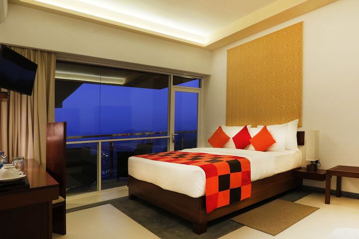 Room 5 of 56