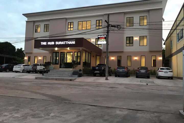 The Hub Suratthani Hotel