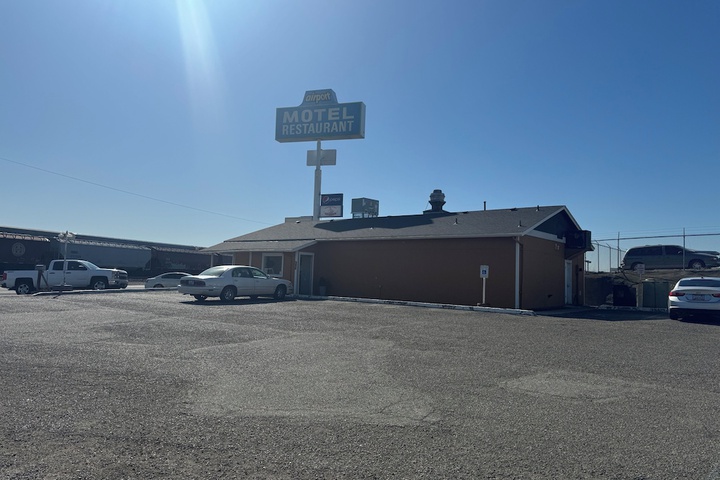 Airport Motel