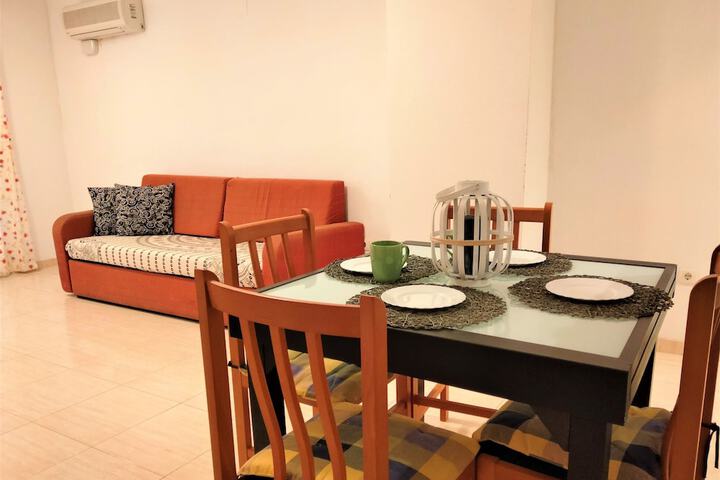 Room 8 of 19