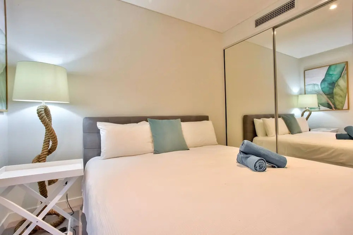 Room 2 of 14