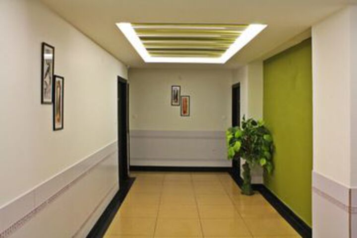 Ballroom/Hall 46 of 66