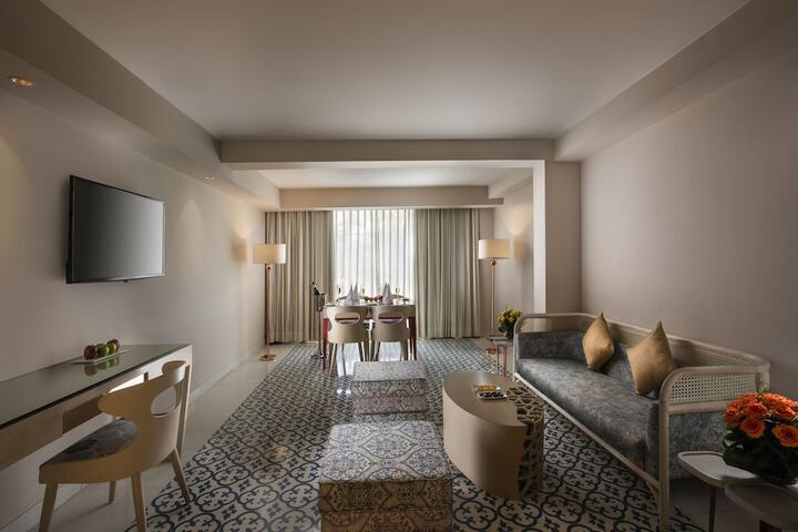 Room 15 of 35