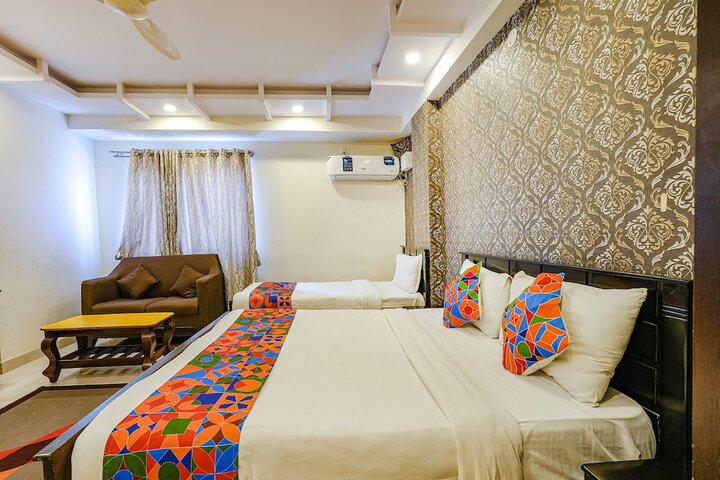 Room 19 of 32