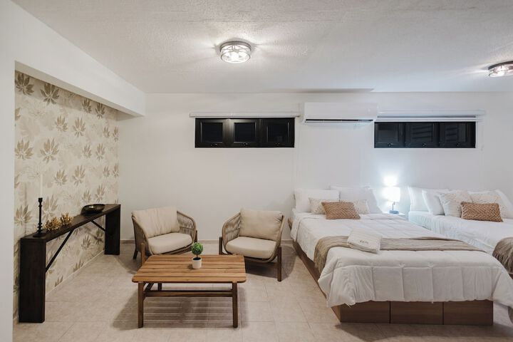 Room 12 of 34