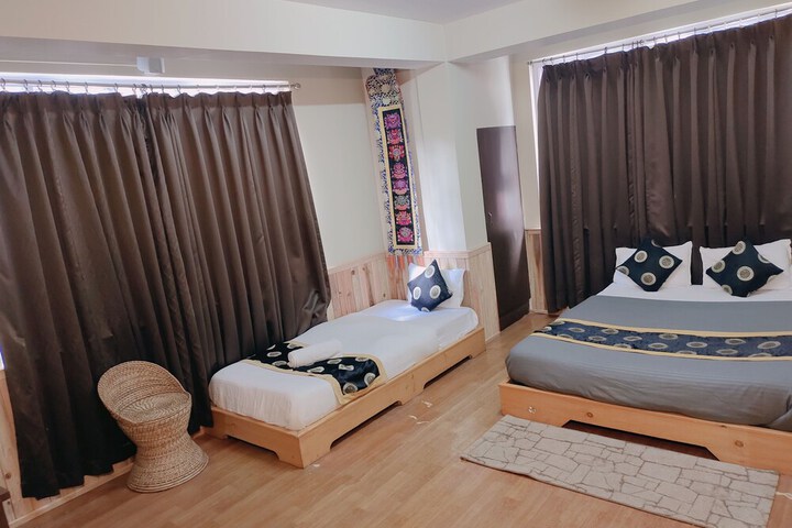 Room 7 of 34