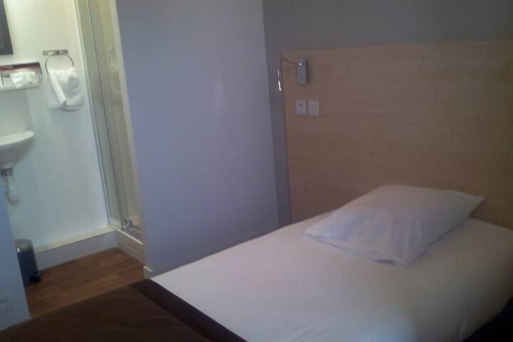 Room 11 of 52