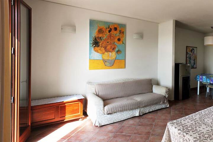 Room 17 of 32