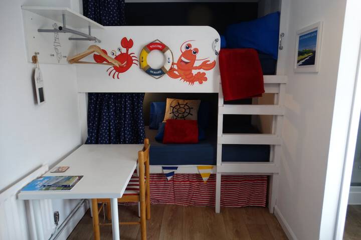 Room 5 of 26