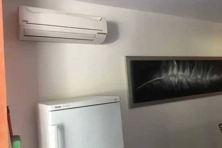 Room 2 of 21