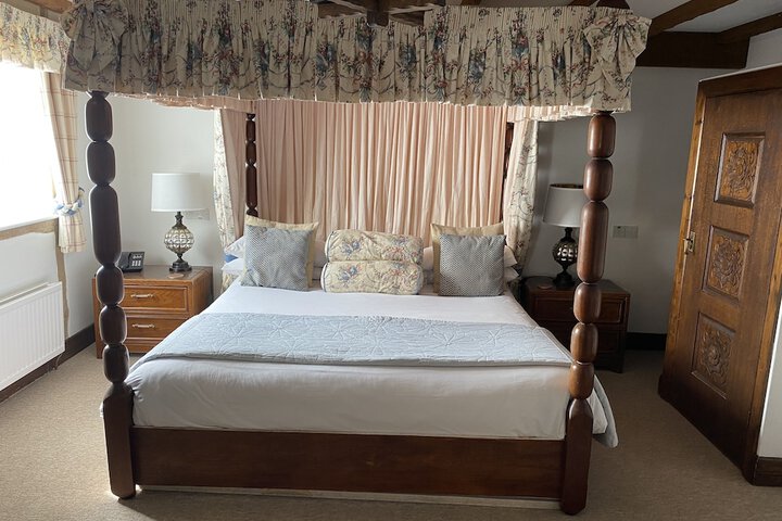 Room 35 of 67