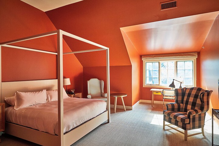 Room 45 of 124