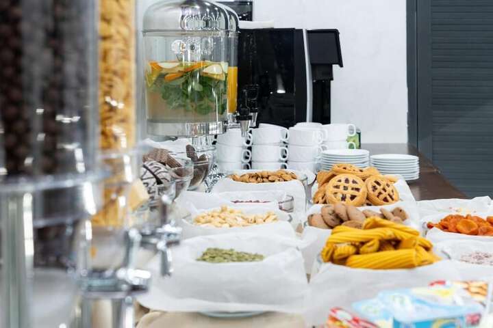 Breakfast/Coffee Service 44 of 48