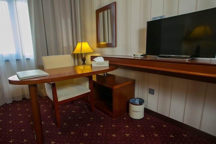 Room 23 of 67