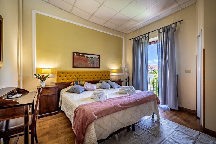 Room 22 of 68