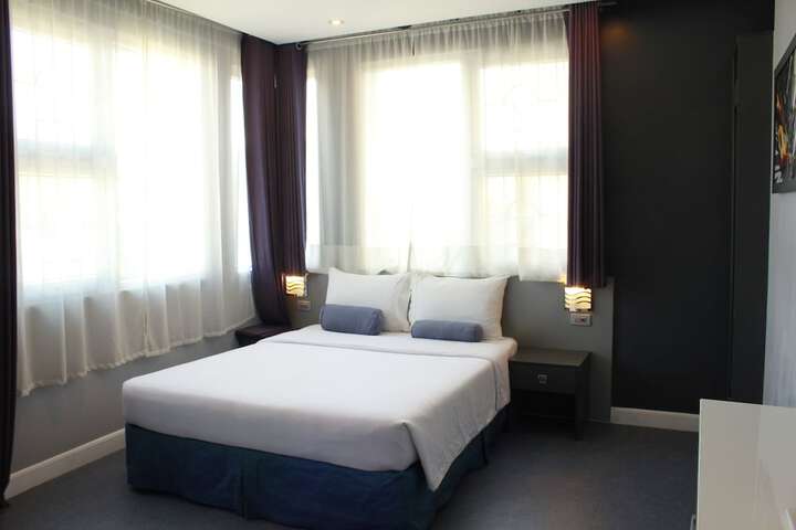 Room 59 of 91