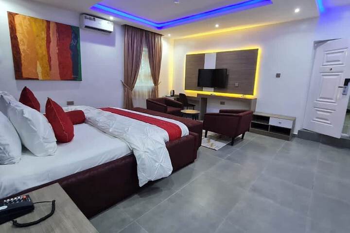 Room 19 of 39