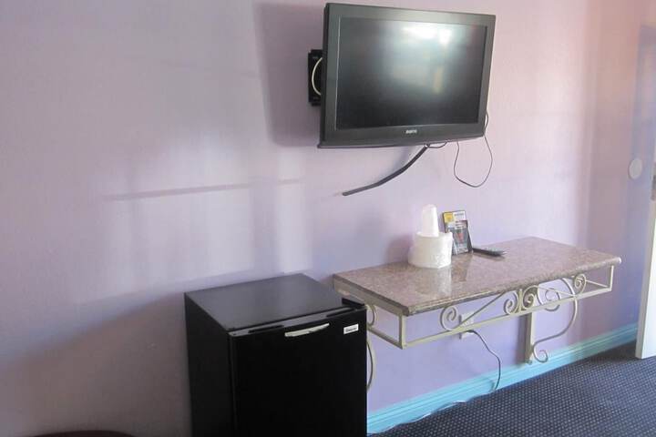 Room 8 of 26