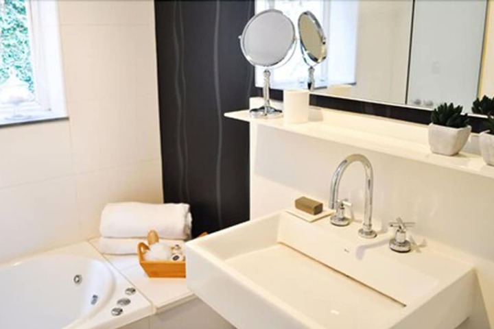 Bathroom Interior Photo