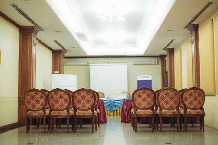 Ballroom/Hall 32 of 35