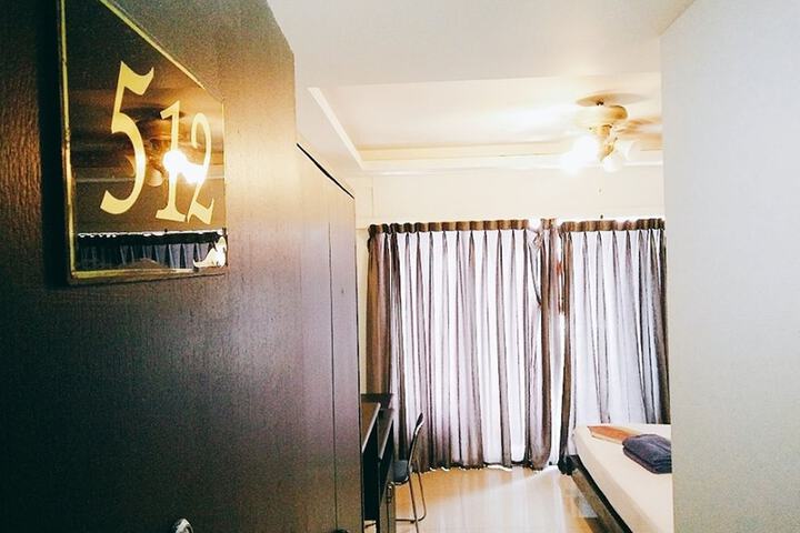 Room 14 of 111