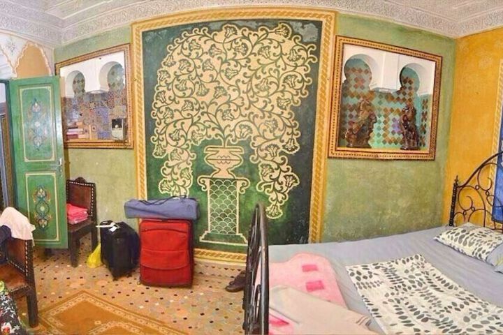 Room 5 of 38