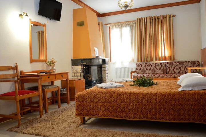 Room 9 of 54