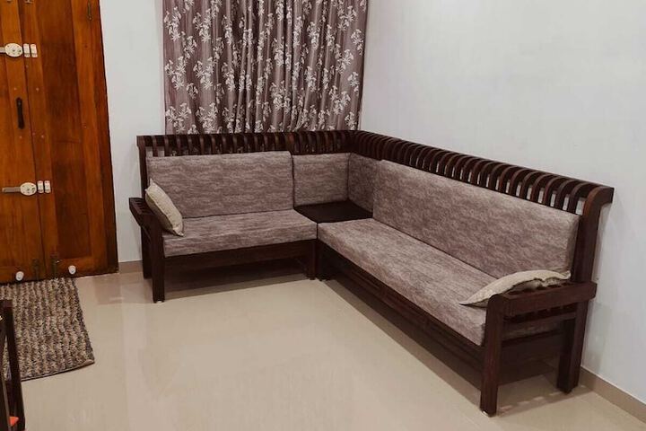 Room 2 of 15