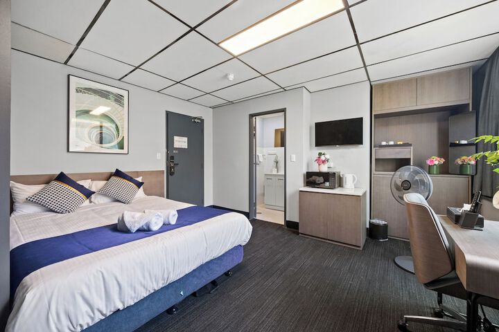 Room 27 of 57