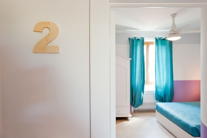 Room 7 of 63