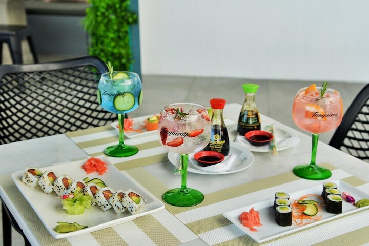 Dining 320 of 370
