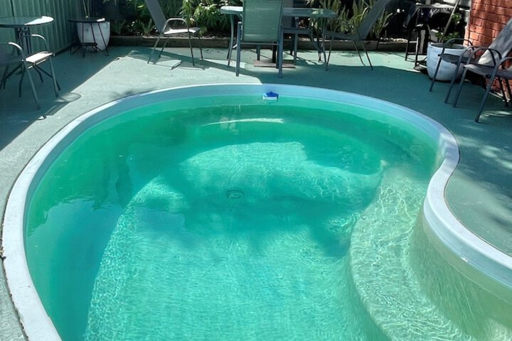 Pool 25 of 30