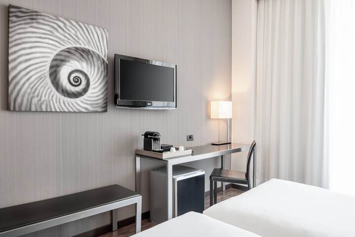 Room 7 of 51